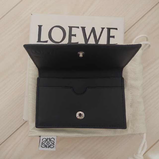 LOEWE - LOEWE【ロエベ⠀】カードホルダーの通販 by たい's shop ...