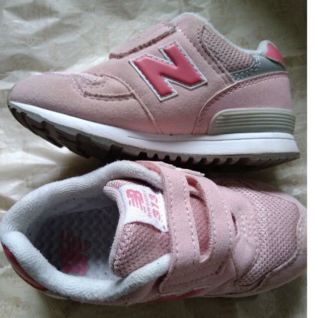 New Balance(ニューバランス)のニューバランス　スニーカー キッズ/ベビー/マタニティのベビー靴/シューズ(~14cm)(スニーカー)の商品写真