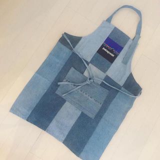 パタゴニア(patagonia)の♡デニムエプロン♡(収納/キッチン雑貨)