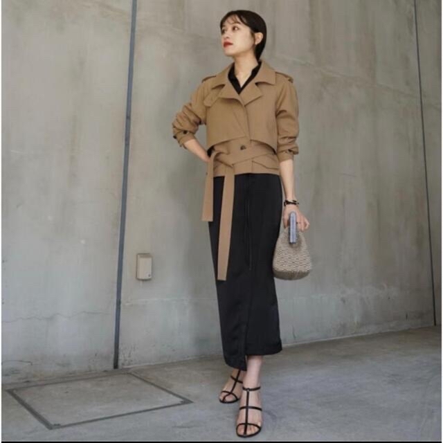 Cropped Trench Jacket ロル 魅力的な 13000円 www.toyotec.com