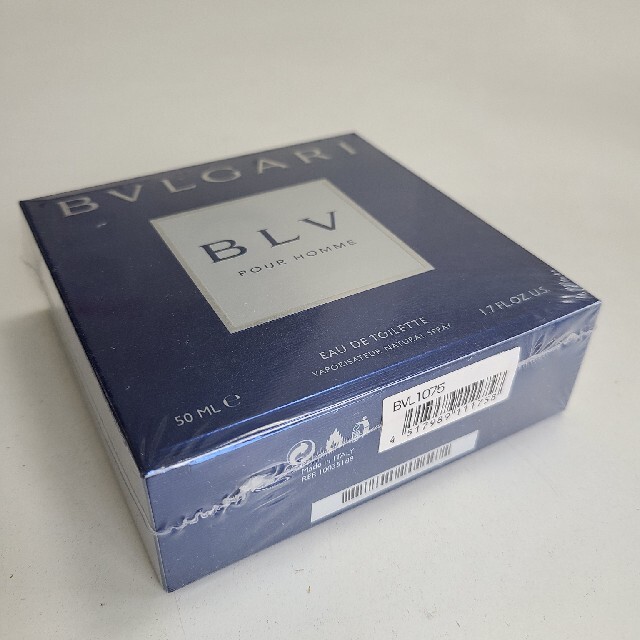 BVLGARI(ブルガリ)の新品未開封BVLGARI　ブルガリブループールオム　オードトワレ50ml コスメ/美容の香水(香水(男性用))の商品写真