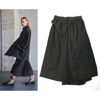 ワイズ(Y's)のY's ワイズ 2021 PRE FALL BACK PLEATS PANTS(カジュアルパンツ)