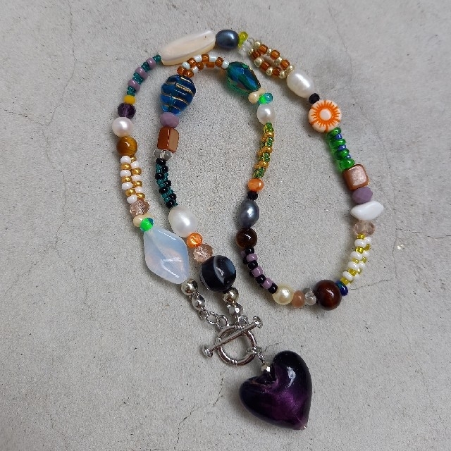 hand made beads necklace random beads💜 ハンドメイドのアクセサリー(ネックレス)の商品写真