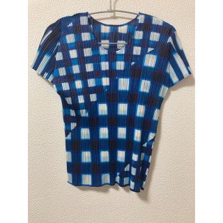 プリーツプリーズイッセイミヤケ トップスの通販 2,000点以上 | PLEATS ...