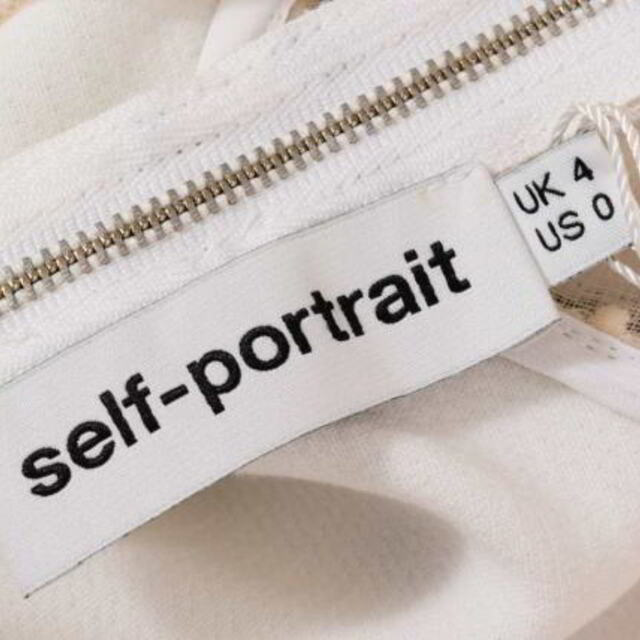 SELF PORTRAIT(セルフポートレイト)のSELF PORTRAIT レース切替 トリム ミニ ドレス レディースのワンピース(その他)の商品写真