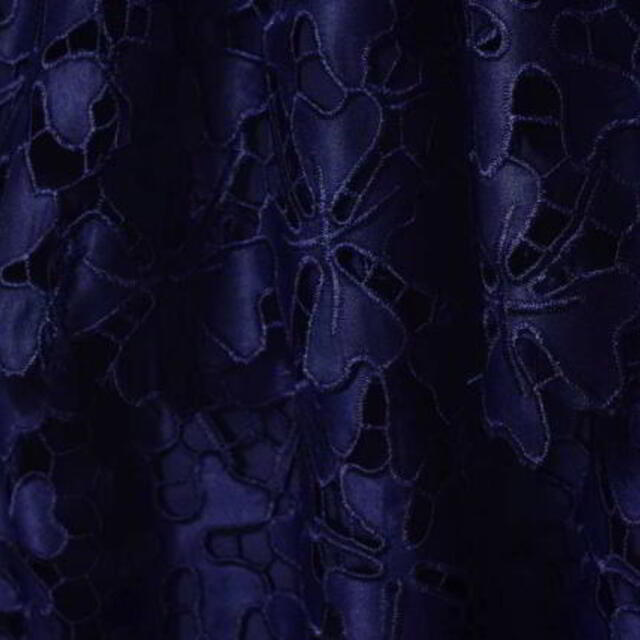 SELF PORTRAIT(セルフポートレイト)のSELF PORTRAIT クローバー刺繍 レース ドレス レディースのワンピース(その他)の商品写真