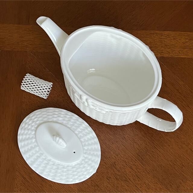 WEDGWOOD(ウェッジウッド)の【黒壺美品】英国製　ウェッジウッド★ナンタケット★ティーポット インテリア/住まい/日用品のキッチン/食器(食器)の商品写真