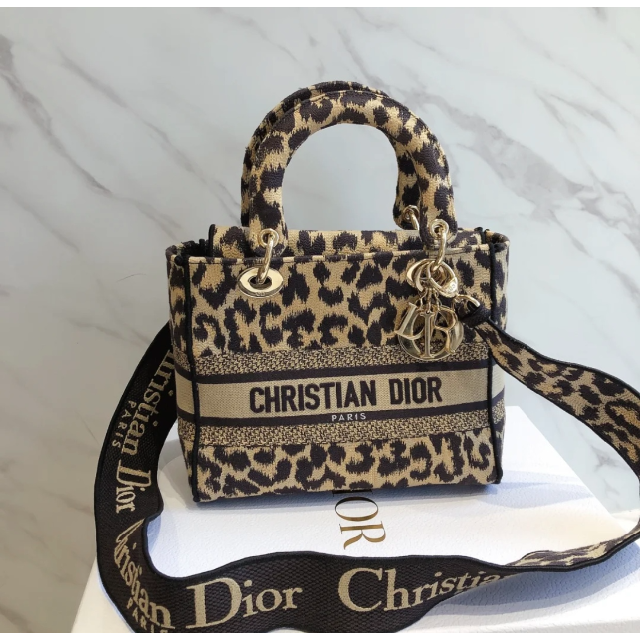 Christian Dior - クリスチャンディオール レディディオール ミディアム