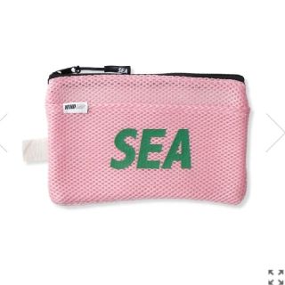 ウィンダンシー(WIND AND SEA)のWIND AND SEA MESH ZIPPER POUCH PINK 新品(その他)