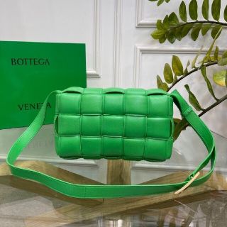 ボッテガ(Bottega Veneta) ミニショルダーバッグ ショルダーバッグ ...