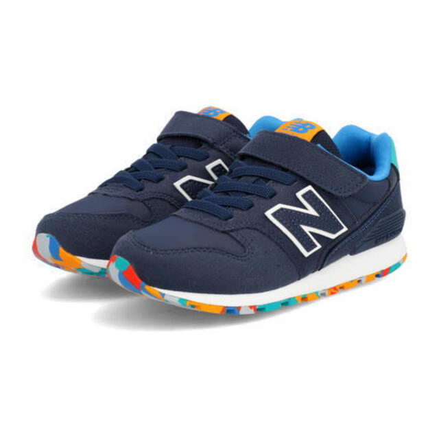 New Balance(ニューバランス)の【中古】ニューバランス スニーカー YV996MNV 17.0ネイビー キッズ/ベビー/マタニティのキッズ靴/シューズ(15cm~)(スニーカー)の商品写真