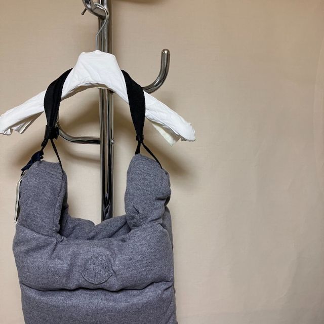 新品 モンクレール 21aw ダウンタイプトートバッグ 3307