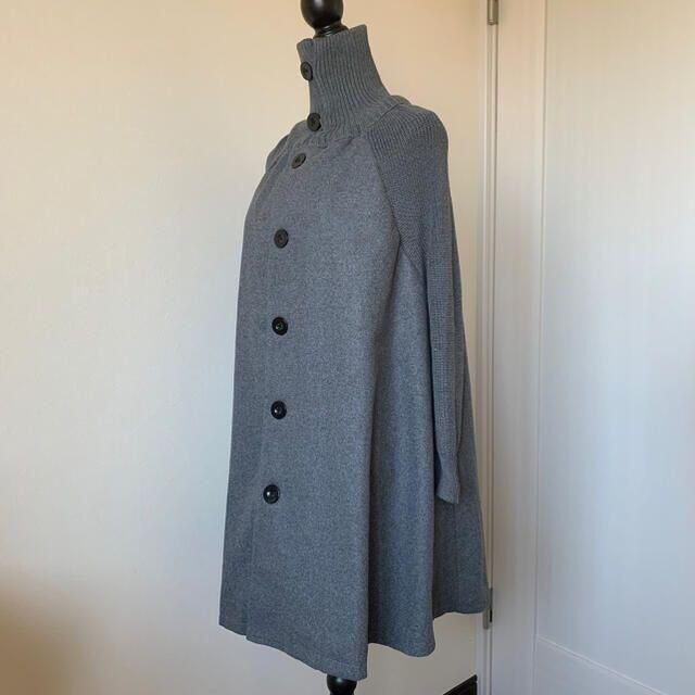 新品☆Aラインコート　フロントボタン　大きいサイズ　グレー レディースのジャケット/アウター(ロングコート)の商品写真