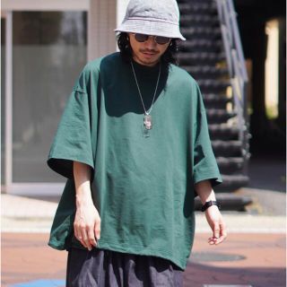 コモリ(COMOLI)の※新品　is-ness バルーンTシャツ　グリーン　46(Tシャツ/カットソー(半袖/袖なし))