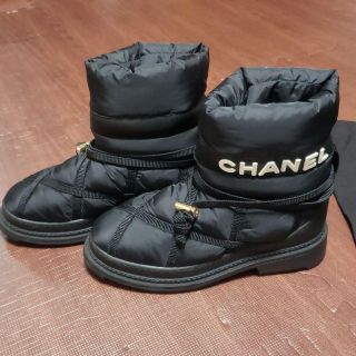 シャネル スノーブーツの通販 15点 | CHANELを買うならラクマ