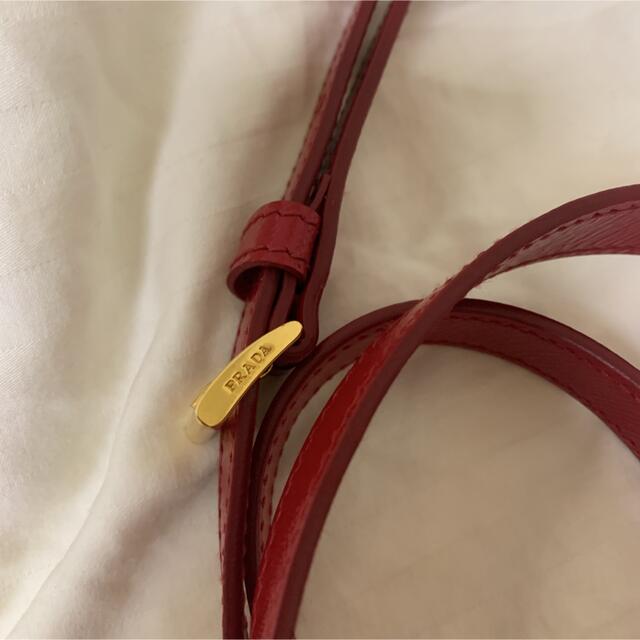 国産原料100% 正規品 未使用 プラダ ショルダー ストラップ バッグ 赤