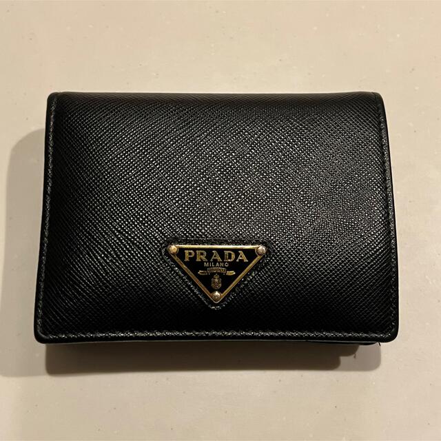 財布PRADA プラダ　財布　二つ折り