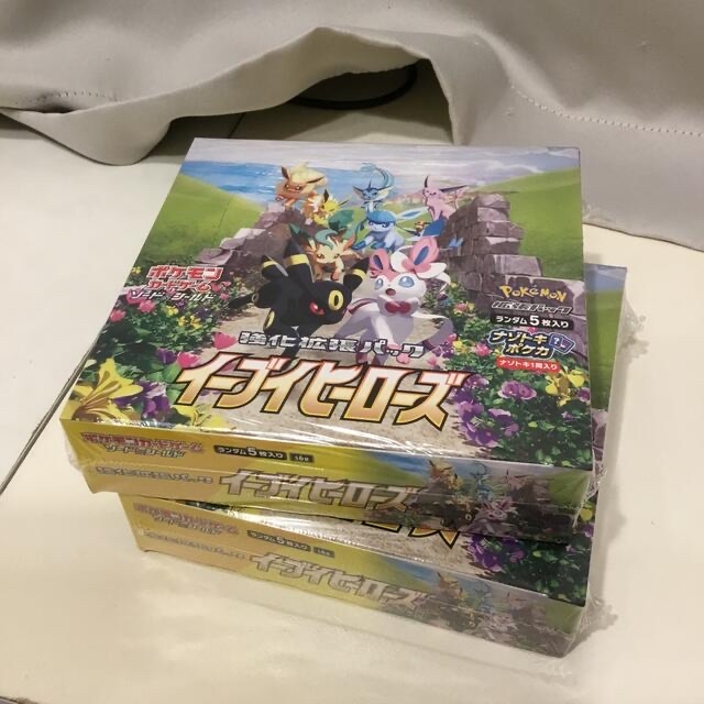 イーブイヒーローズ シュリンク付き 2BOX - カード