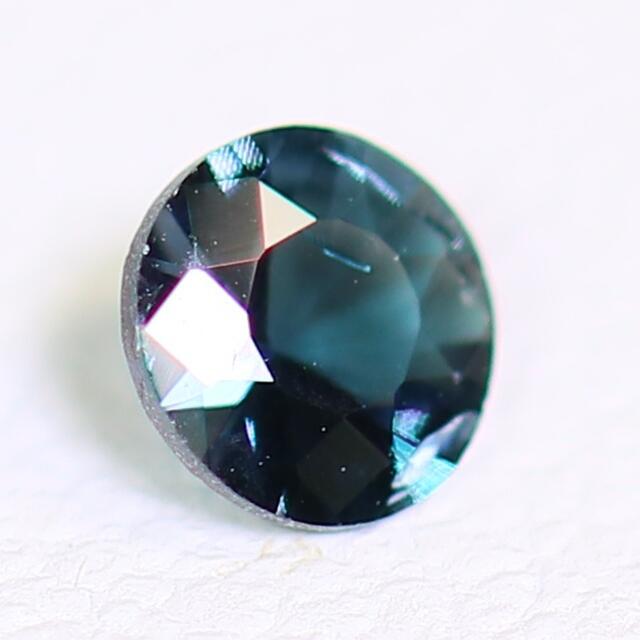 『天然サファリン』0.18ct スリランカ産 ルース 宝石【2500】ハンドメイド