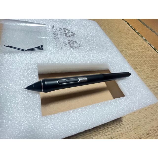 Wacom(ワコム)の［美品］値下げ中！Wacom Cintiq 22 <DTK-2260/K0D>  スマホ/家電/カメラのPC/タブレット(ディスプレイ)の商品写真