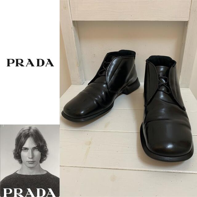 PRADA プラダ イタリア製 スクエアフォルム レザーチャッカブーツ ブラック