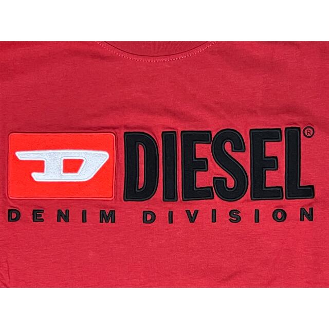 DIESEL(ディーゼル)のDIESEL  新品未使用　Lサイズ　ロンT   Tシャツ　長袖　赤　ディーゼル メンズのトップス(Tシャツ/カットソー(七分/長袖))の商品写真