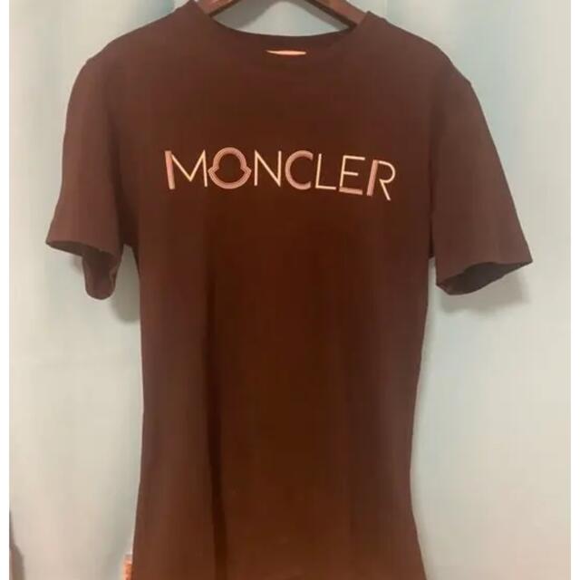モンクレール　Tシャツ　黒　レディース　半袖 レディースのトップス(Tシャツ(半袖/袖なし))の商品写真