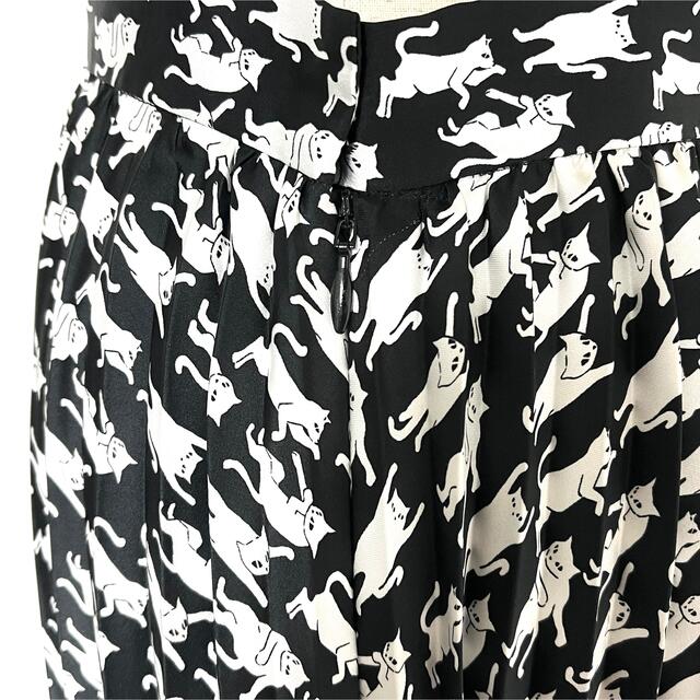 Paul Smith(ポールスミス)のPaul Smith DANCING CAT PRINT SKIRT スカート レディースのスカート(ひざ丈スカート)の商品写真