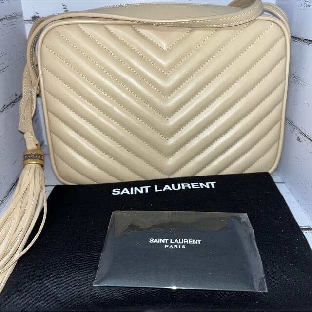 Saint Laurent(サンローラン)の【新品未使用】SAINT LAURENT Lou Crossbody Bag レディースのバッグ(ショルダーバッグ)の商品写真