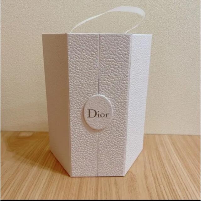 32%割引 【ついに再販開始!】 Christian Dior - ディオール