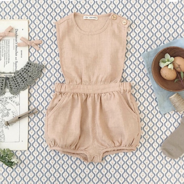 SOOR PLOOM(ソーアプルーム)のSoor Ploom Fernanda Playsuit 2y キッズ/ベビー/マタニティのベビー服(~85cm)(ロンパース)の商品写真