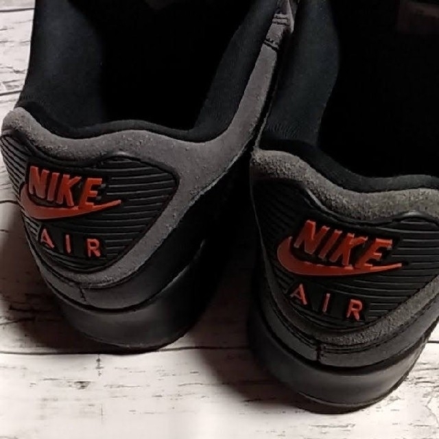 NIKE(ナイキ)のNIKE AIR -MAX90 Essential (28) メンズの靴/シューズ(スニーカー)の商品写真