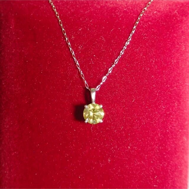 0.7ct グリーンイエローダイヤモンド 一粒ネックレスプラチナ 希少 www