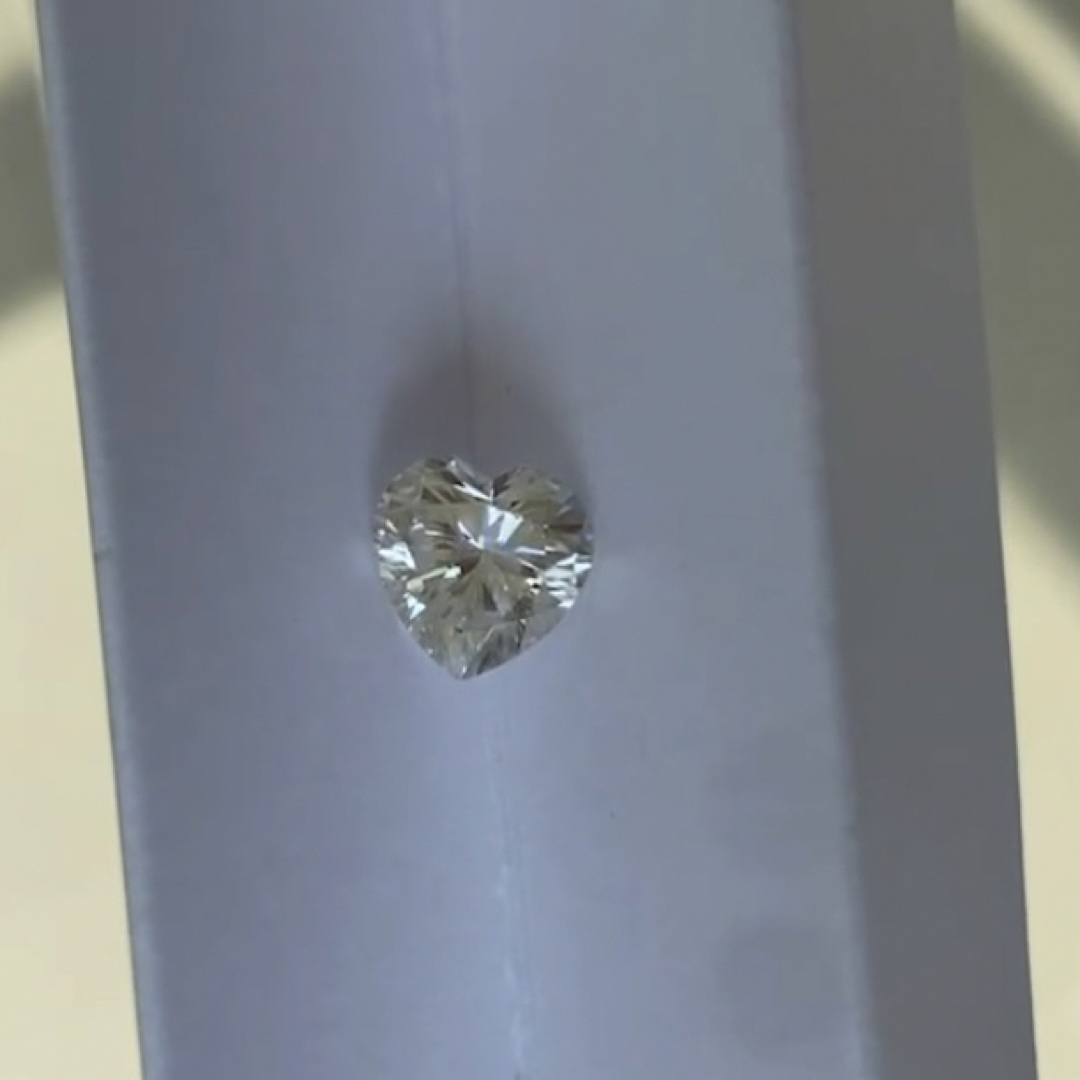 newカラー】3.0ct ハートモアサナイト ネックレス k18の通販 by Rui