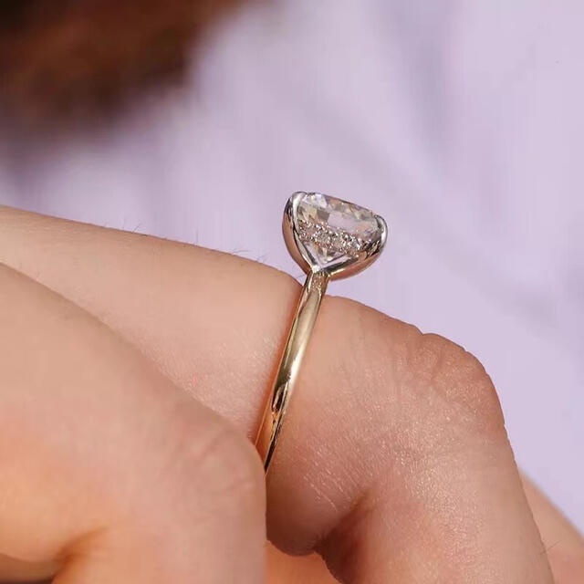 高級素材使用ブランド 【newデザイン】1.5ct モアサナイト リング k18