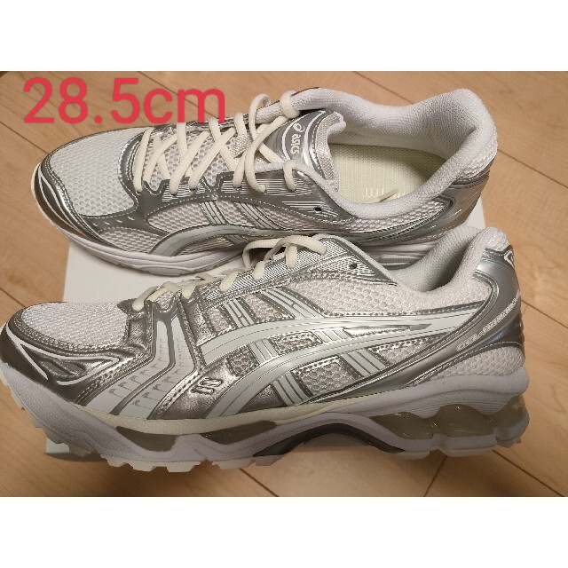 asics(アシックス)のJJJJound x Asics GEL-Kayano 14 白　28.5cm メンズの靴/シューズ(スニーカー)の商品写真