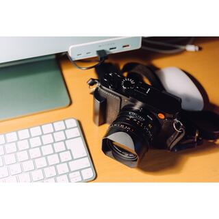 ライカ(LEICA)の【新同品】Leica Q2 保証残有 / 本日16時までの購入で予備バッテリー付(ミラーレス一眼)