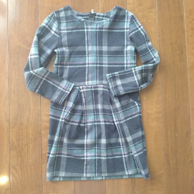 H&M(エイチアンドエム)のH&M おしゃれ ワンピース 110 キッズ/ベビー/マタニティのキッズ服女の子用(90cm~)(ドレス/フォーマル)の商品写真