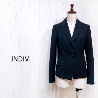 インディヴィ(INDIVI)のV23⭐️美品【INDIVI】ジャケット テーラード  ブラック 黒 裏地付き(テーラードジャケット)