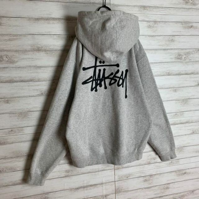 【即完売モデル】 STUSSY ステューシー パーカー デカロゴ 定番カラー