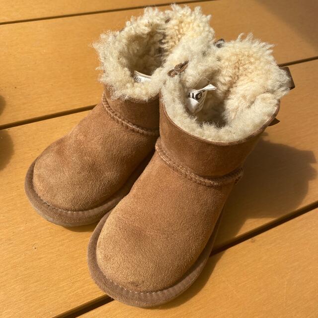 UGG(アグ)のUGG キッズ　14.5 キッズ/ベビー/マタニティのキッズ靴/シューズ(15cm~)(ブーツ)の商品写真