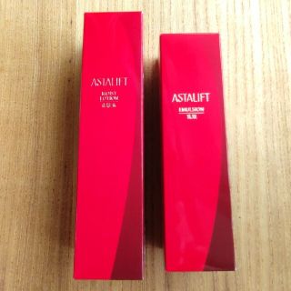 アスタリフト(ASTALIFT)のアスタリフト モイストローション エマルジョン 本体 各1本  化粧水 乳液(化粧水/ローション)