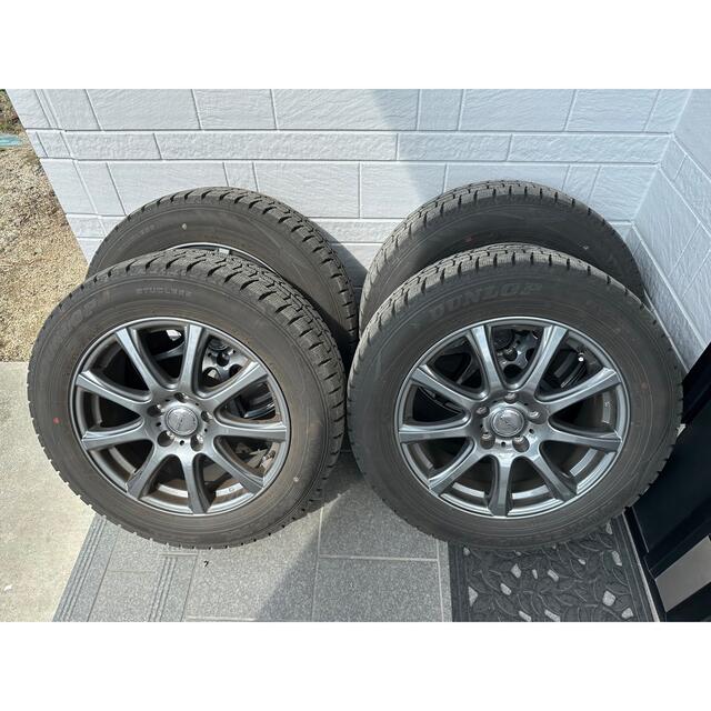 ダンロップ WINTER MAXX WM02 215\60R17 スタッドレス