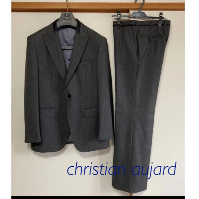CHRISTIANAUJARD クリスチャンオジャール スーツ - セットアップ