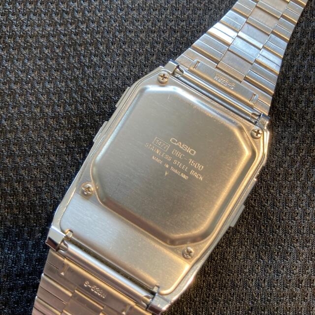 CASIO(カシオ)の美品ビンテージ品  人気希少カラー　CASIO  DBC-1500 メンズの時計(腕時計(デジタル))の商品写真