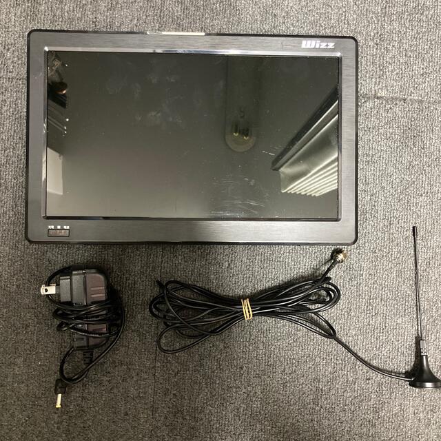 Wizz 11.6 インチ ポータブルテレビ WPT-H1100の通販 by dekkun's shop