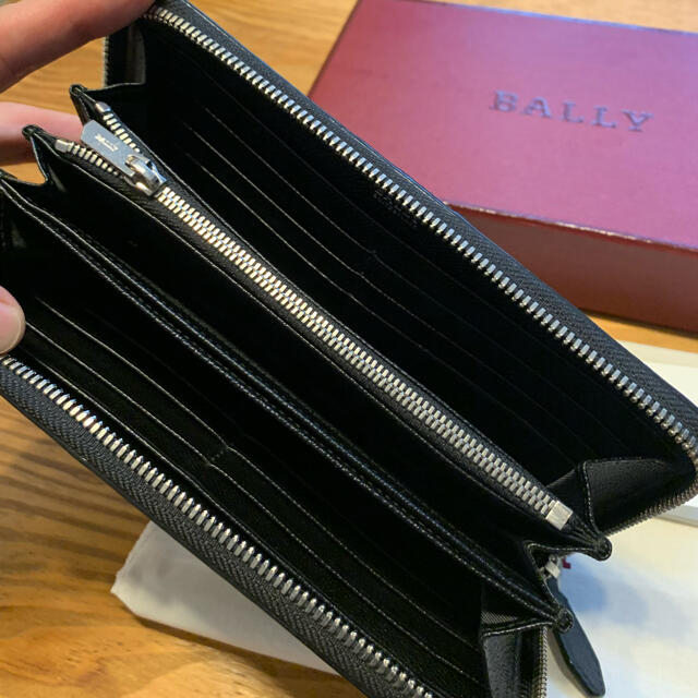 Bally(バリー)の希少品 BALLY  無地 長財布 レア  ラウンドファスナー メンズのファッション小物(長財布)の商品写真