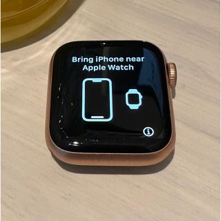 アップルウォッチ(Apple Watch)のApple Watch SE 40mm Aluminum GPS ゴールドピンク(腕時計(デジタル))