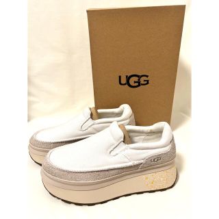 アグ(UGG)の25 スリッポン ugg アグ 厚底 白 ホワイト キャンバス スニーカー(スリッポン/モカシン)