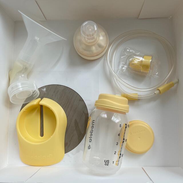 medela メデラ　スイング電動さく乳機 キッズ/ベビー/マタニティの授乳/お食事用品(その他)の商品写真